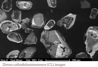 Complex-age-zones-in-zircons