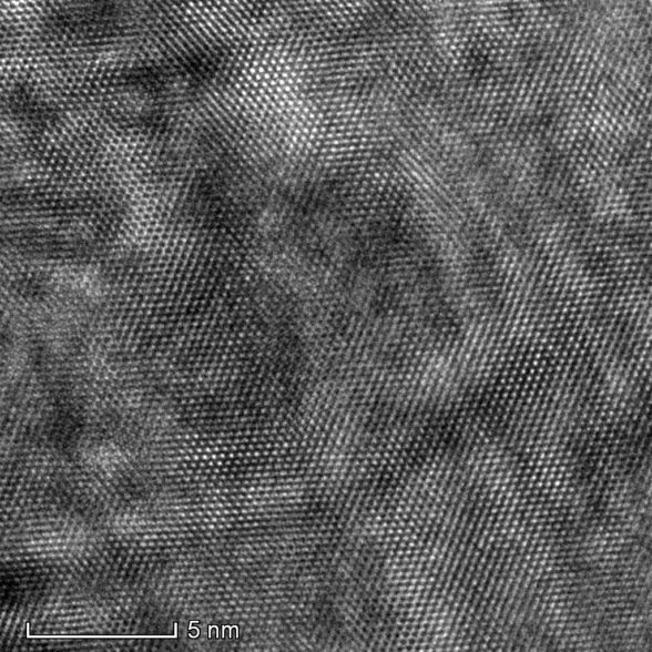 HR-TEM-showing-atomic-lattice-in-a-Mg-alloy